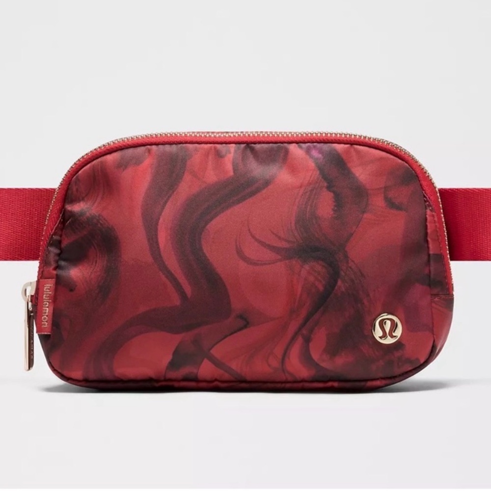 Lululemon Everywhere Belt Bag Lunar New Year
